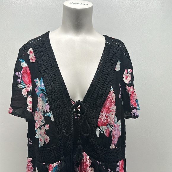 Torrid Skater Dress Mini Gauze Floral V-Neck Lace Up Black Pink Plus Size 1X - Picture 3 of 8